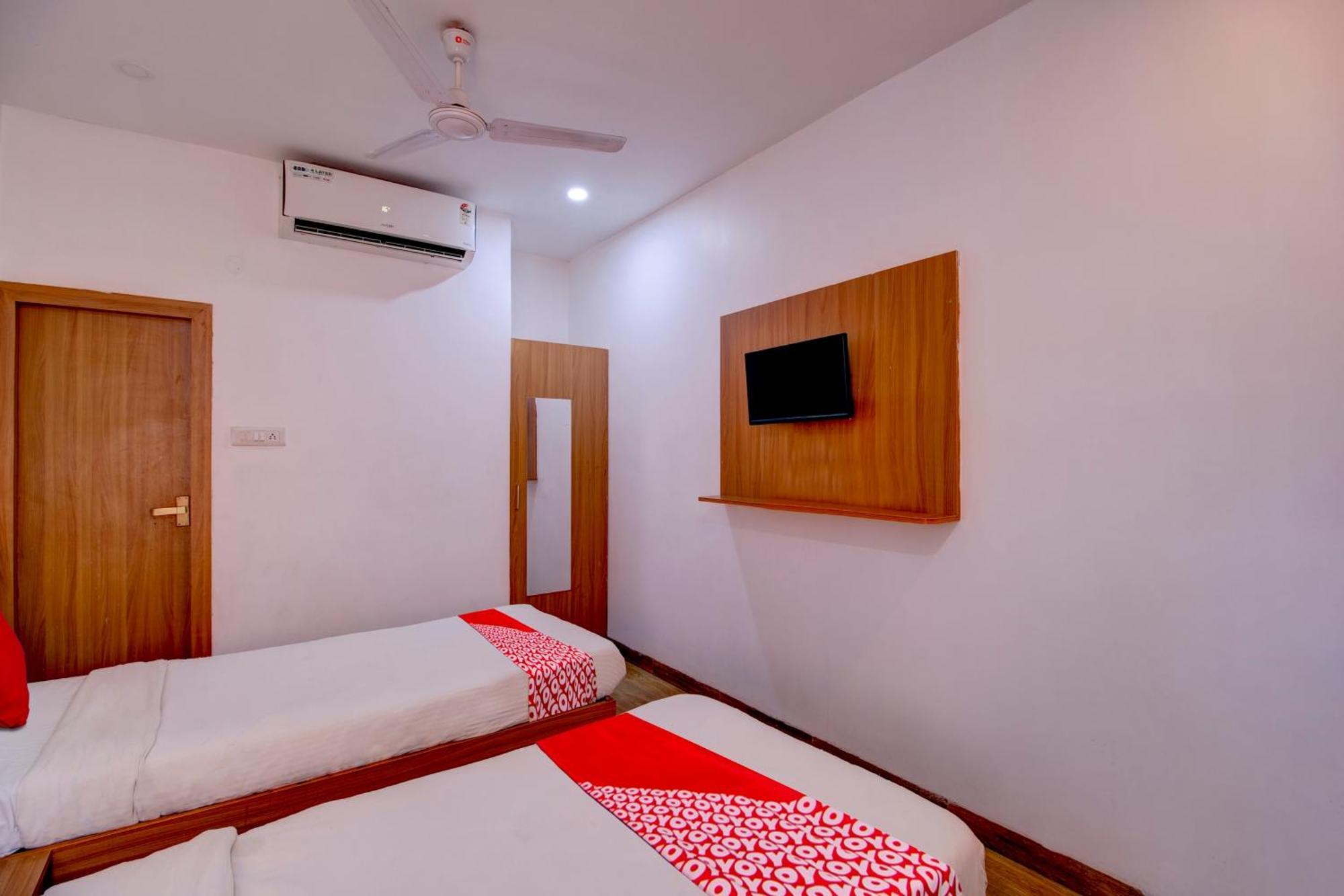 גווהטי Hotel O Hill View Residency Near Aca Stadium מראה חיצוני תמונה