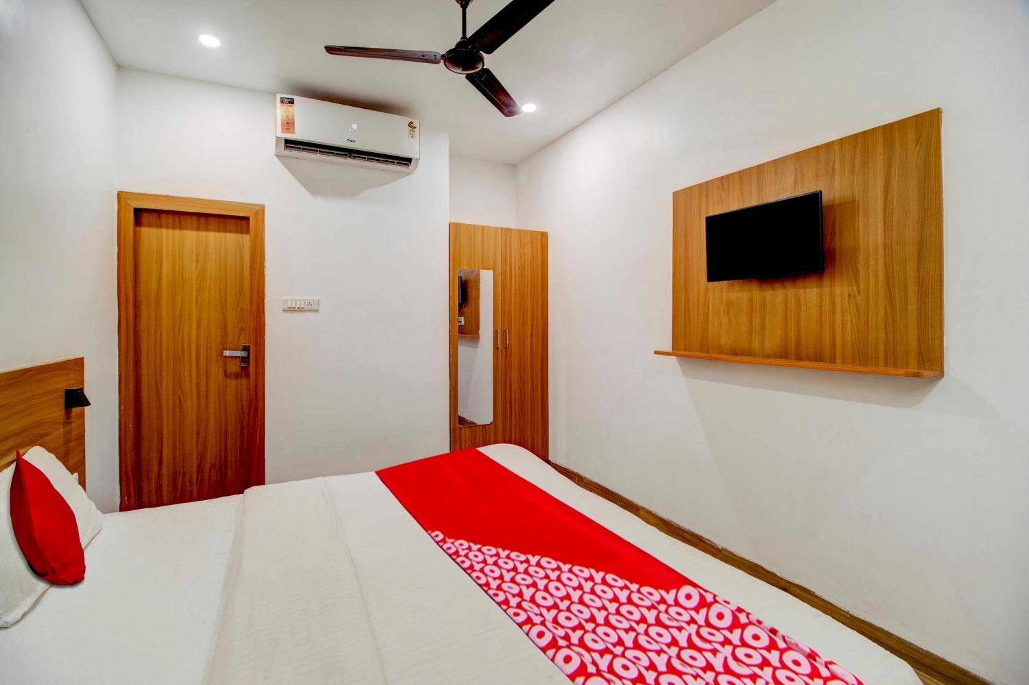 גווהטי Hotel O Hill View Residency Near Aca Stadium מראה חיצוני תמונה
