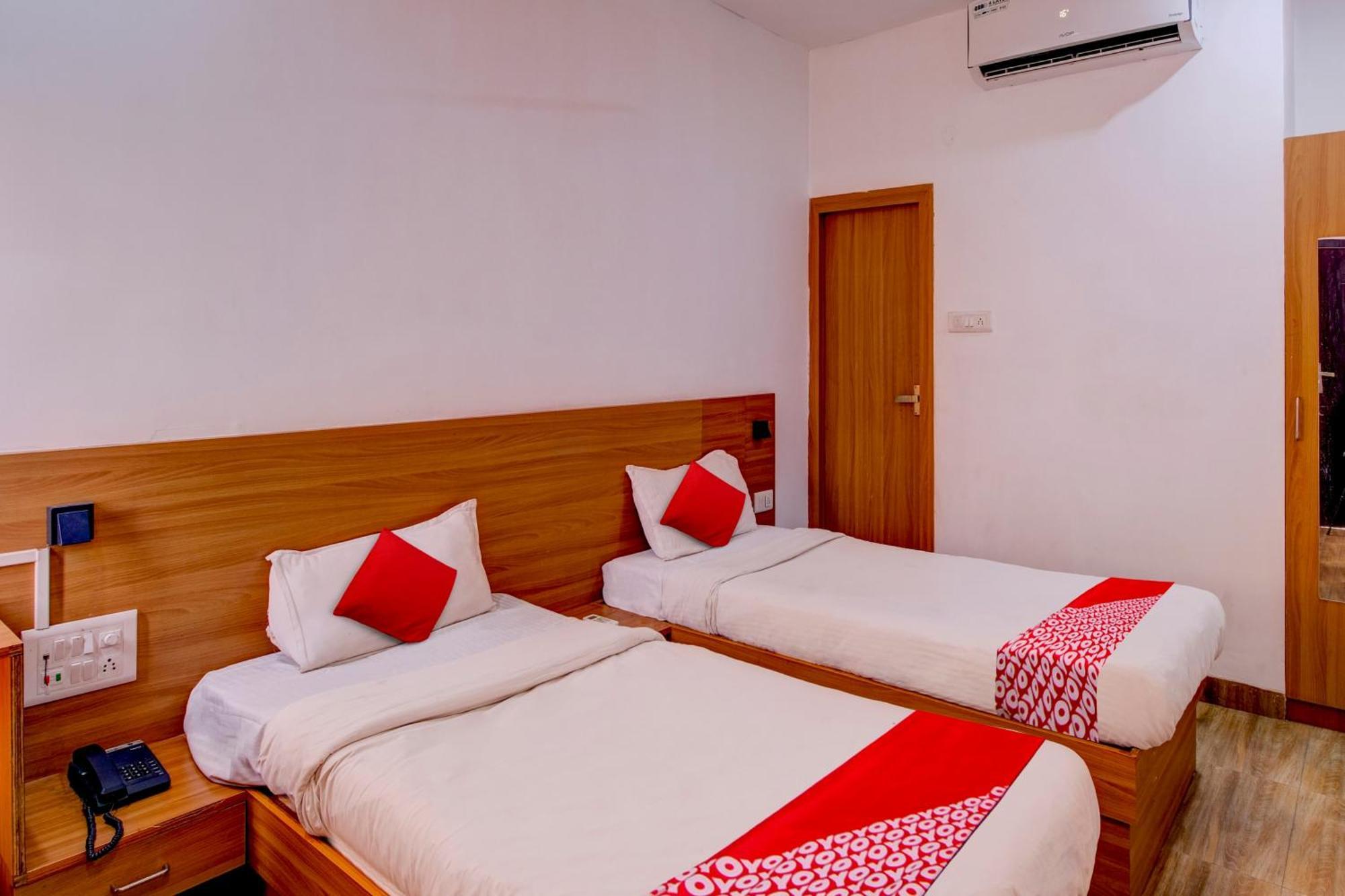 גווהטי Hotel O Hill View Residency Near Aca Stadium מראה חיצוני תמונה