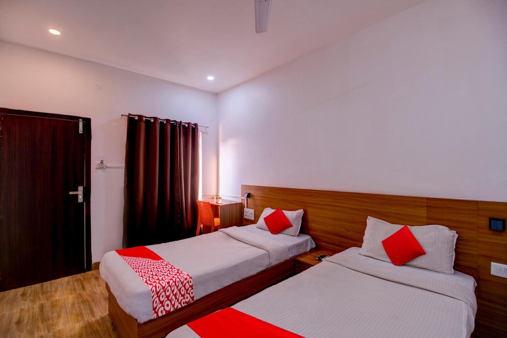 גווהטי Hotel O Hill View Residency Near Aca Stadium מראה חיצוני תמונה